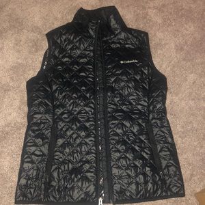 Columbia vest